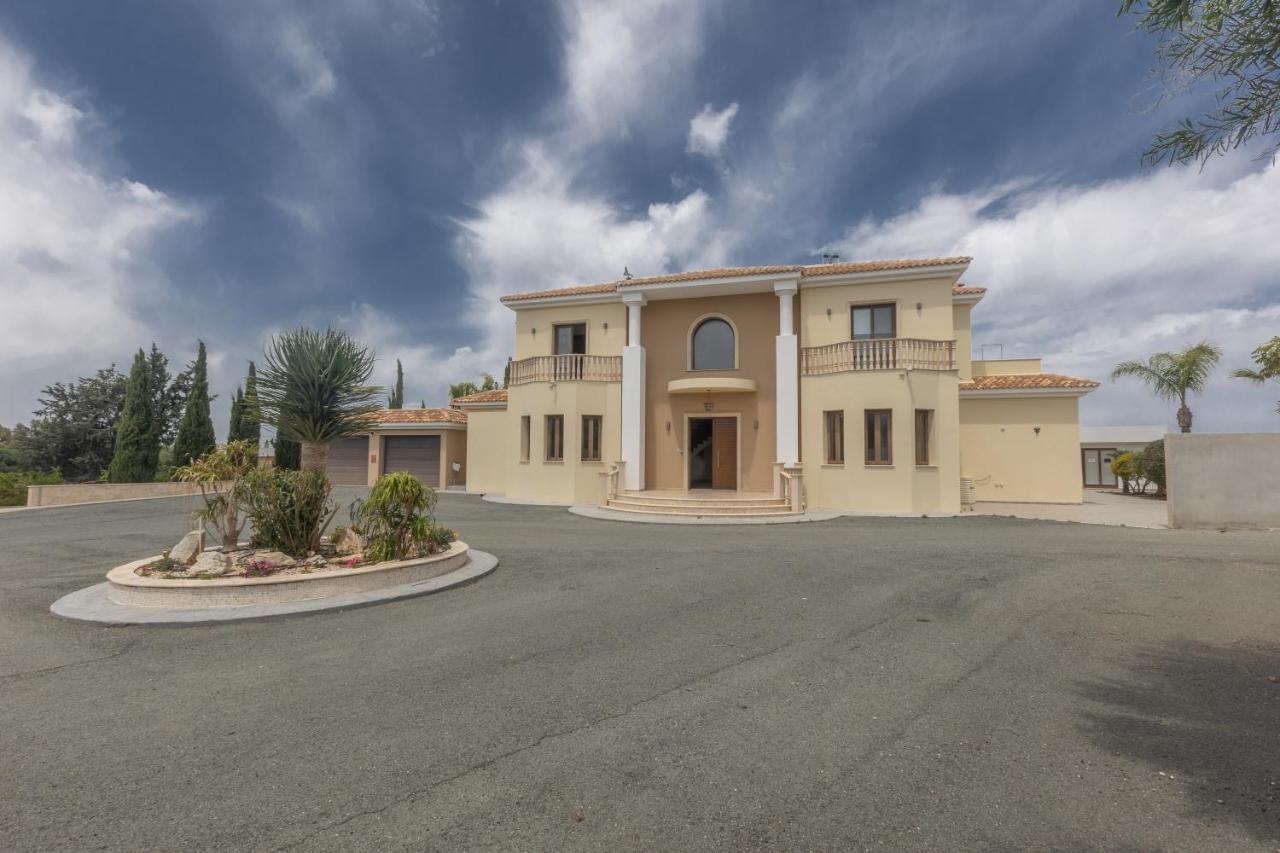 Sparta Luxury Villa Protaras Exterior foto